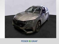Graphitegrau metallic Gebraucht 2022 Skoda Octavia RS Kombi | 26.250 € (Superpreis)