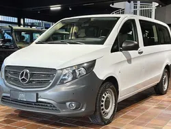 Weiß Gebraucht 2017 Mercedes Vito Van / Kleinbus | 29.900 € (Teuer)