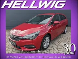 Chili rot/kardio rot metallic (metallic) Gebraucht 2021 Opel Astra Edition Kombi | 13.380 € (Fairer Preis)