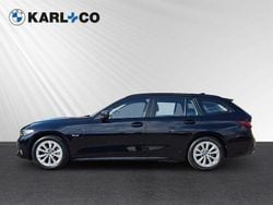 Schwarz Gebraucht 2022 BMW 330e Advantage Kombi | 24.438 € (Superpreis)