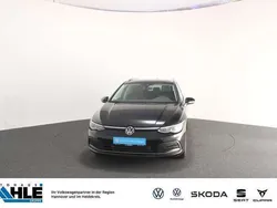 Deep black perleffekt Gebraucht 2023 VW Golf VIII Move Kombi | 25.990 € (Fairer Preis)