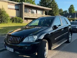 Schwarz Gebraucht 2008 Mercedes ML280 SUV | 7.000 €