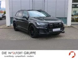 Pantherschwarz kristalleffekt Gebraucht 2025 Audi SQ7 Competition SUV | 156.998 €