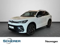 Weiß Neu 2025 VW Tiguan R-line SUV | 68.420 €