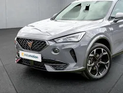 Grau Gebraucht 2024 Cupra Formentor SUV | 32.049 € (Fairer Preis)