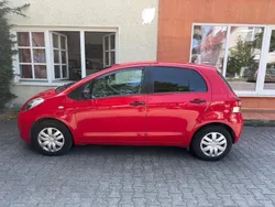 Rot Gebraucht 2011 Toyota Yaris Kleinwagen | 4.999 € (Etwas zu teuer)