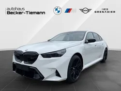 Weiß Neu 2025 BMW M5 Exclusive Limousine | 139.900 € (Superpreis)
