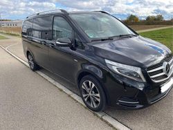 Schwarz Gebraucht 2016 Mercedes V250 Avantgarde Edition Van / Kleinbus | 36.500 € (Superpreis)