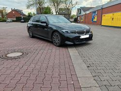 Schwarz Gebraucht 2024 BMW 330 M Sport Kombi | 42.999 € (Superpreis)