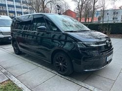 Schwarz Gebraucht 2023 VW Multivan Van | 42.000 € (Guter Preis)