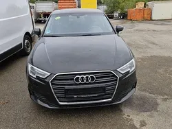 Schwarz Gebraucht 2020 Audi A3 Sportback Basis Limousine | 15.999 € (Guter Preis)