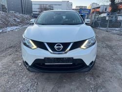 Brilliant white (m) Gebraucht 2016 Nissan Qashqai Acenta SUV | 10.499 € (Guter Preis)