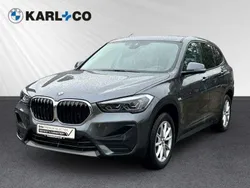 Grau Gebraucht 2022 BMW X1 Sport Line SUV | 26.990 € (Guter Preis)
