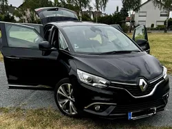 Schwarz Gebraucht 2018 Renault Scénic IV Intens Van / Kleinbus | 12.000 € (Guter Preis)