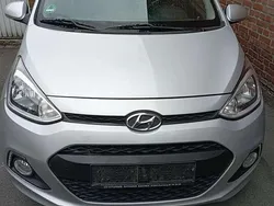 Silber Gebraucht 2015 Hyundai i10 Kleinwagen | 4.900 € (Superpreis)