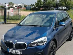 Blau Gebraucht 2018 BMW 220 Active Tourer Van / Kleinbus | 17.900 € (Fairer Preis)