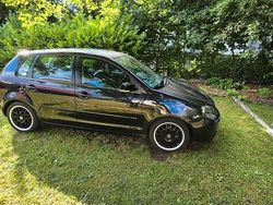 Schwarz Gebraucht 2006 VW Polo Limousine | 899 € (Guter Preis)
