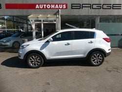 Weiß Gebraucht 2015 Kia Sportage DREAM-TEAM Edition SUV | 11.790 € (Fairer Preis)