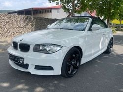 Weiß Gebraucht 2010 BMW 135 Cabriolet M Sport Cabrio | 17.990 € (Teuer)