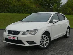 Weiß Gebraucht 2015 Seat Leon Style Limousine | 13.990 € (Teuer)