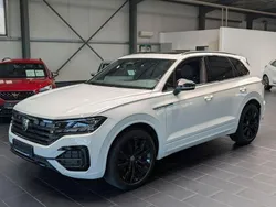 Weiß Gebraucht 2021 VW Touareg R-line SUV | 47.900 € (Fairer Preis)