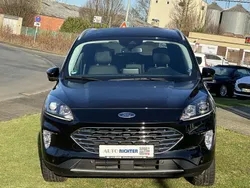 Obsidianschwarz metallic Gebraucht 2024 Ford Kuga Titanium SUV | 29.750 € (Superpreis)