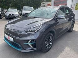 Platinum graphite Gebraucht 2020 Kia e-Niro Vision SUV | 15.900 € (Guter Preis)