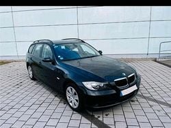 Schwarz Gebraucht 2005 BMW 320 Kombi | 2.650 € (Fairer Preis)