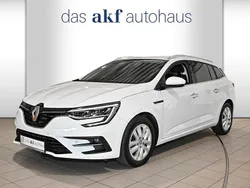 Weiß Gebraucht 2022 Renault Mégane IV Business Limousine | 16.250 € (Fairer Preis)
