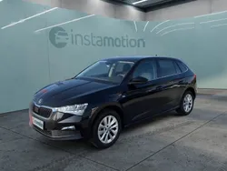 Schwarz Gebraucht 2024 Skoda Scala Ambition Kleinwagen | 21.399 € (Fairer Preis)