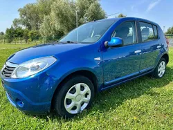 Blau Gebraucht 2010 Dacia Sandero Ambiance Kleinwagen | 2.000 € (Guter Preis)