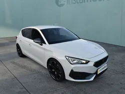 Weiß Gebraucht 2023 Cupra Leon VZ Limousine | 30.440 € (Guter Preis)