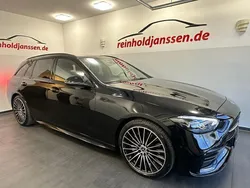 Schwarz Gebraucht 2024 Mercedes C220 AMG Kombi | 42.990 € (Fairer Preis)