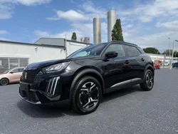 Noir perla nera Gebraucht 2024 Peugeot 2008 Allure SUV | 18.950 € (Superpreis)