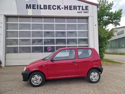 Rot Gebraucht 2010 Fiat Seicento Kleinwagen | 3.650 €