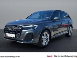 Grau (grau (daytonagrau perleffekt)) Gebraucht 2024 Audi Q7 S-Line SUV | 79.937 € (Fairer Preis)