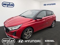 Dragon red/ phantom black / mi Gebraucht 2024 Hyundai i20 Prime SUV | 25.490 € (Fairer Preis)
