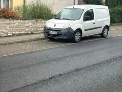 Weiß Gebraucht 2011 Renault Kangoo Van / Kleinbus | 2.500 €