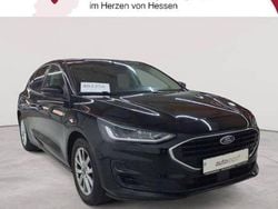 Agate black metallic Gebraucht 2023 Ford Focus Cool & Connect Limousine | 19.390 € (Guter Preis)