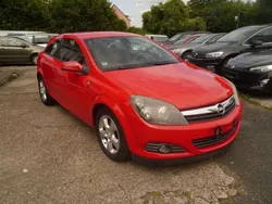 Rot Gebraucht 2006 Opel Astra GTC Sport Kleinwagen | 2.200 € (Superpreis)