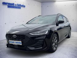 Schwarz Gebraucht 2024 Ford Focus ST-Line Limousine | 21.370 € (Fairer Preis)