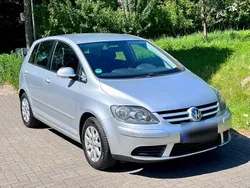 Silber Gebraucht 2006 VW Golf Plus Cross Van / Kleinbus | 2.950 € (Fairer Preis)