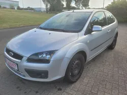 Silber Gebraucht 2005 Ford Focus Sport Kleinwagen | 2.800 € (Etwas zu teuer)