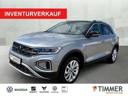 Pyritsilber metallic Gebraucht 2024 VW T-Roc Style SUV | 27.180 € (Guter Preis)