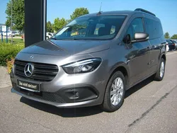 Grau Gebraucht 2023 Mercedes Citan 112 Kombi | 26.950 € (Fairer Preis)