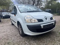 Weiß Gebraucht 2012 Renault Modus Van / Kleinbus | 4.990 € (Etwas zu teuer)