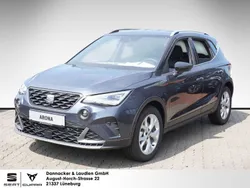 Magnetic grau / midnight schw Gebraucht 2024 Seat Arona FR SUV | 26.488 € (Teuer)