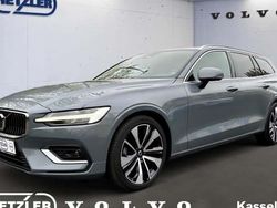 Grau Gebraucht 2023 Volvo V60 Plus Kombi | 37.850 € (Fairer Preis)