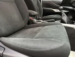 Schwarz metallic Gebraucht 2018 Nissan Navara N-Connecta Abholung | 25.640 €