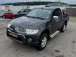 Grau Gebraucht 2012 Mitsubishi L200 Invite Abholung | 11.800 € (Guter Preis)